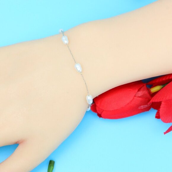 Chic & Stylish Bracelet – A Thoughtful Gift for Women and Girls, DYC1191 - Picture 4 of 8